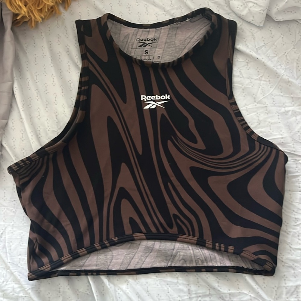 Reebok safari pattern crop tank